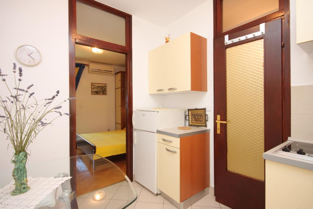 Apartment Mali Losinj 7879B Экстерьер фото
